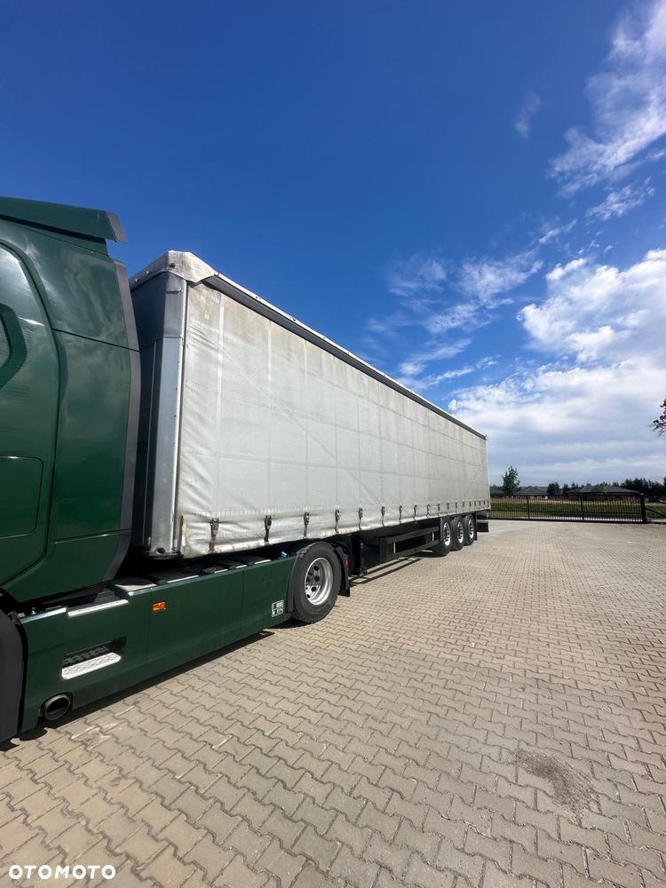 Schmitz Cargobull - 3