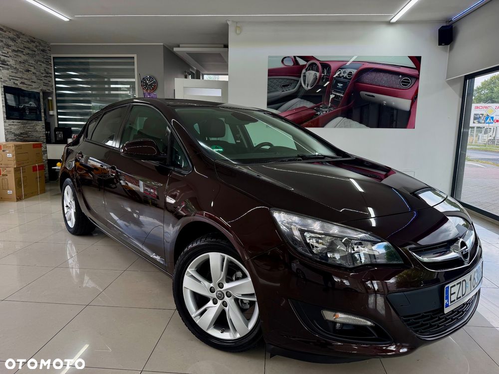 Opel Astra 1.4 Turbo Color Edition - 24