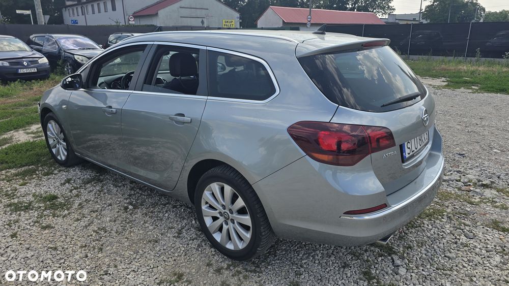 Opel Astra 2.0 CDTI Cosmo S&S - 12