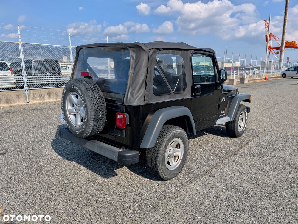 Jeep Wrangler 4.0 Automatik Sahara - 6