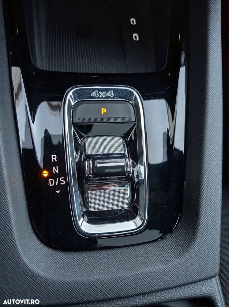 Skoda Octavia Combi RS 2.0 TDI DSG 4X4 - 32