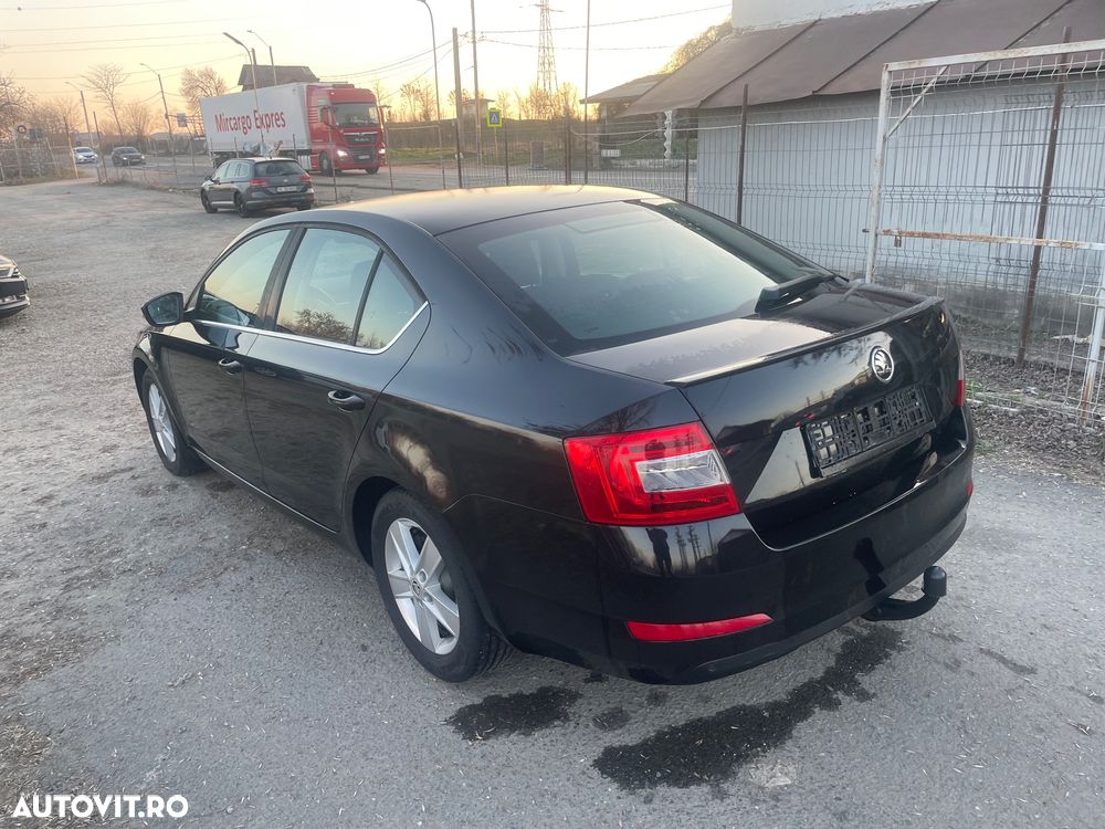 Skoda Octavia - 5