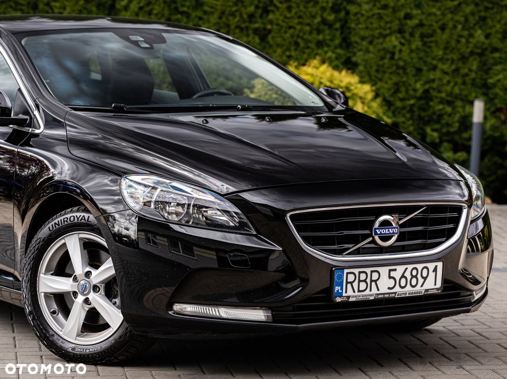 Volvo V40 D2 - 13
