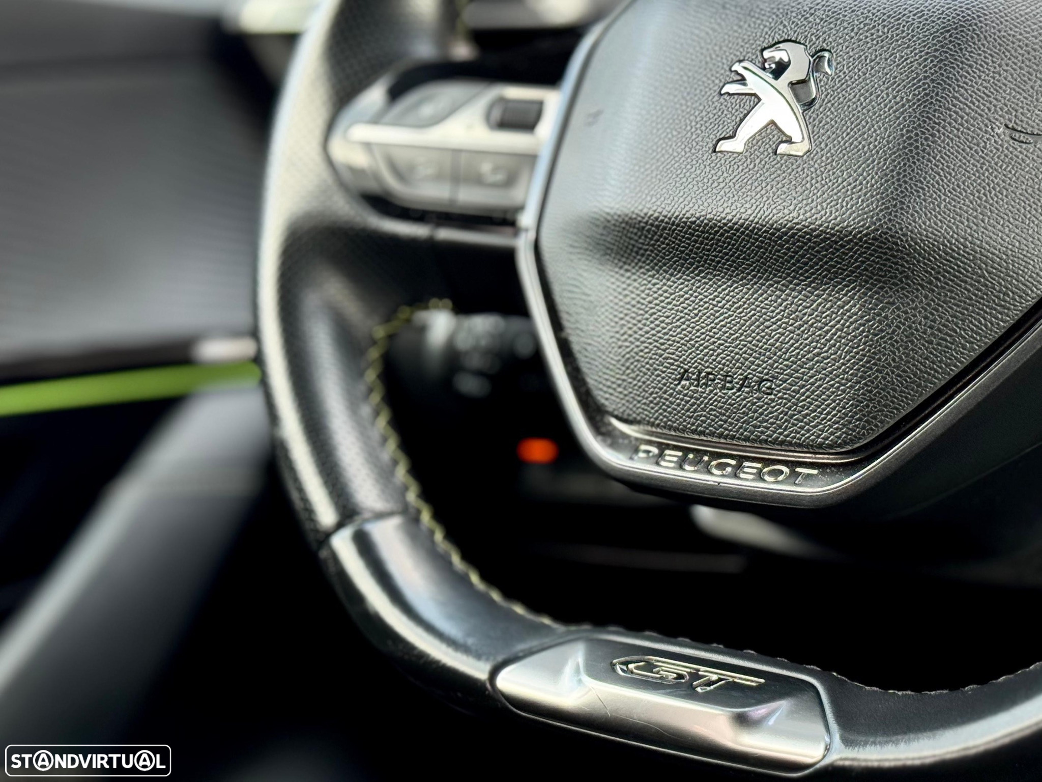 Peugeot 208 1.2 PureTech GT Line EAT8 - 7