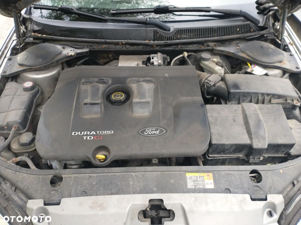 Ford Mondeo 2.0 TDCi Ghia - 10