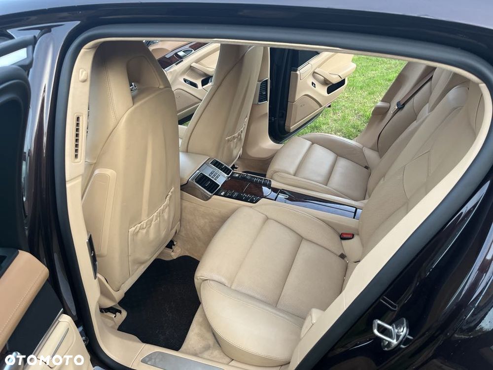 Porsche Panamera Turbo - 5