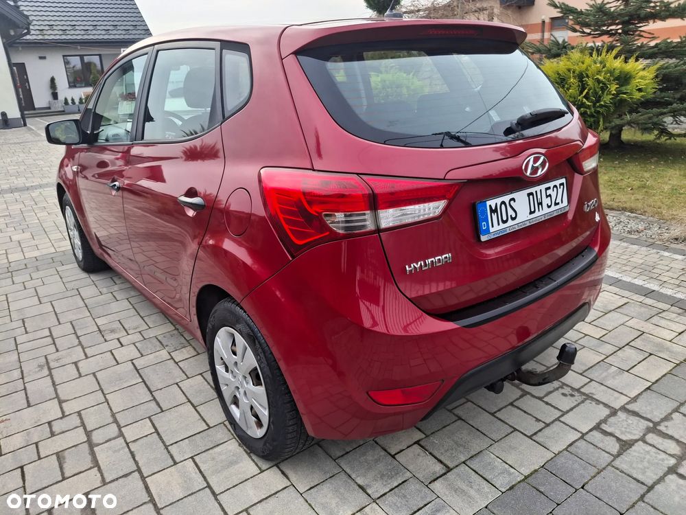 Hyundai ix20 - 12
