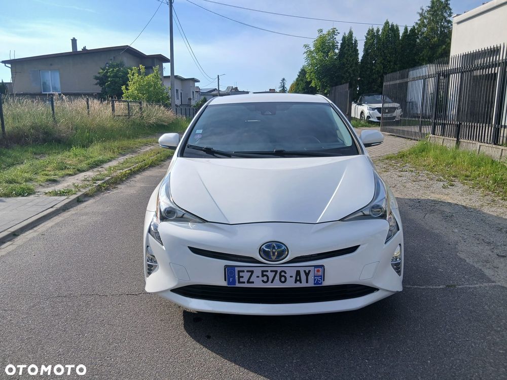 Toyota Prius 1.8 Hybrid Premium - 8