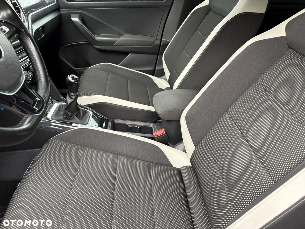 Volkswagen T-Roc 1.5 TSI ACT Premium - 18