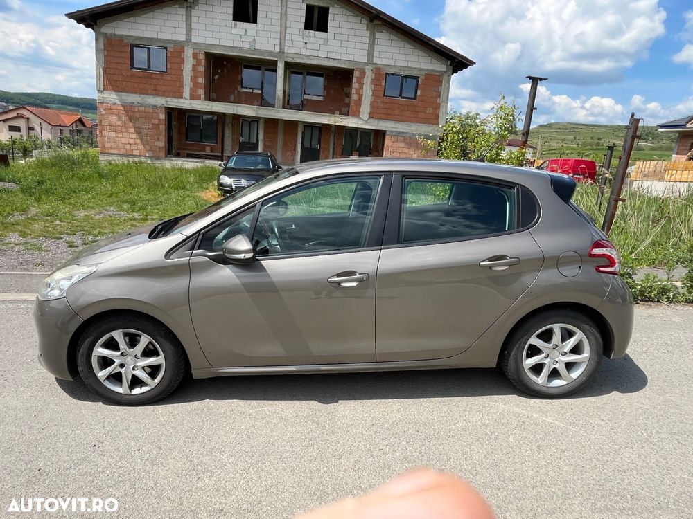 Peugeot 208 1.4 HDi FAP STT Access - 3