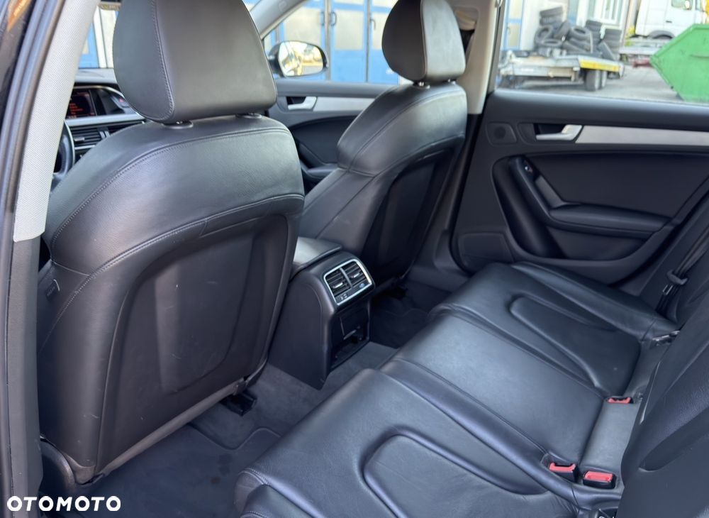 Audi A4 Avant 2.0 TDI DPF clean diesel multitronic S line Sportpaket - 37