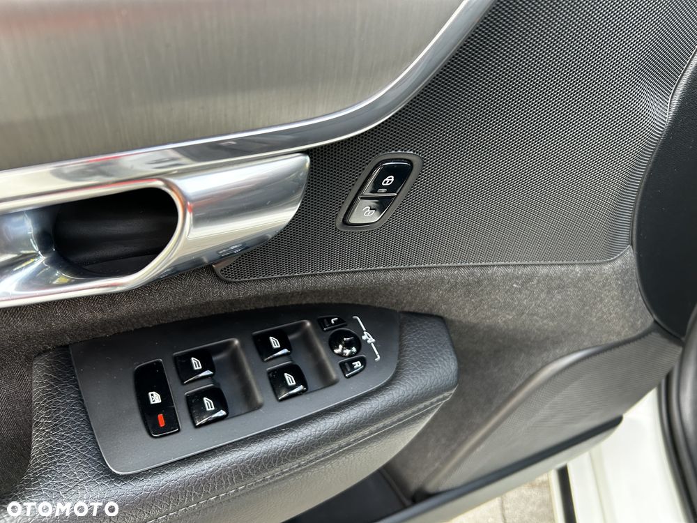 Volvo V90 D3 Geartronic Momentum - 11