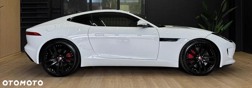 Jaguar F-Type S - 8