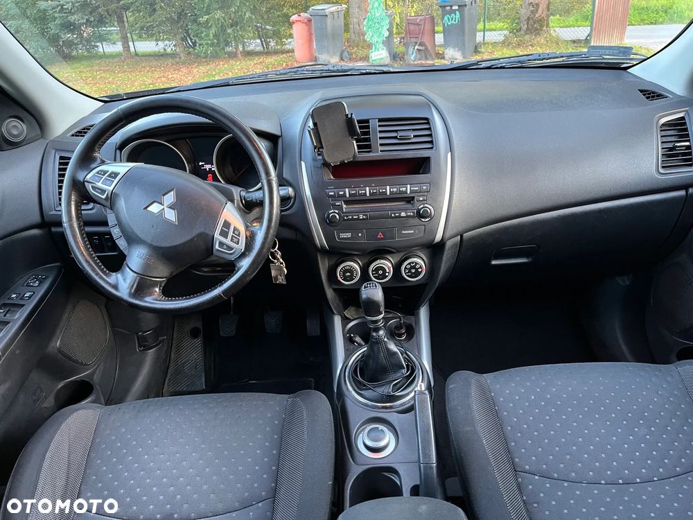 Mitsubishi ASX - 14