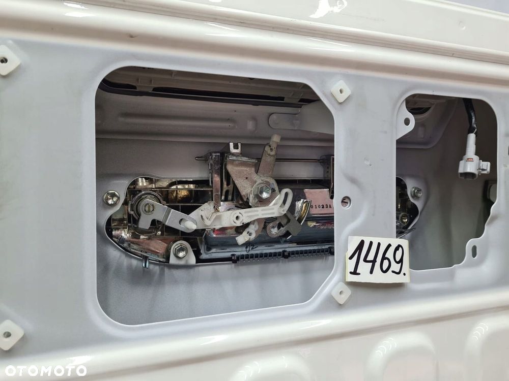 TOYOTA HILUX VIII 2015- KLAPA BURTA PAKI - 11