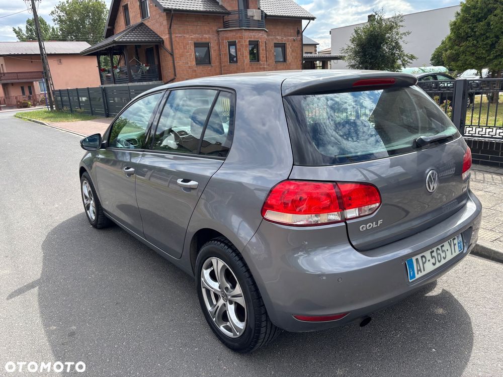Volkswagen Golf 1.6 TDI DPF BlueMotion Technology Comfortline - 9