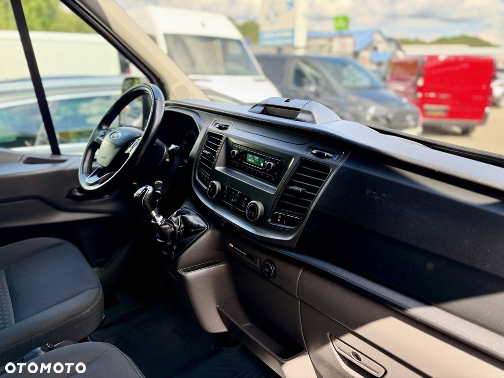 Ford Transit - 21