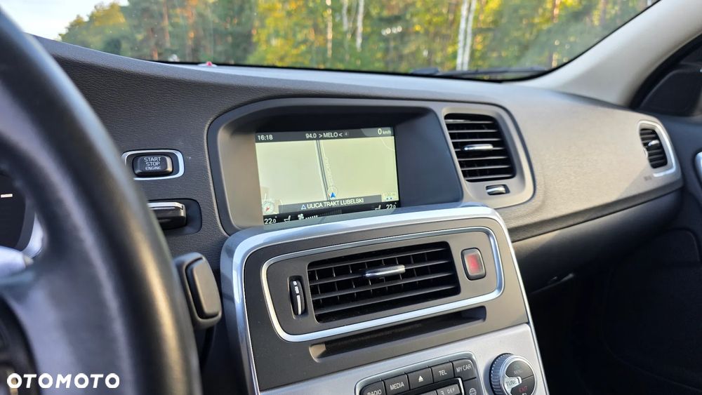 Volvo S60 T5 Drive-E Dynamic Edition (Momentum) - 23
