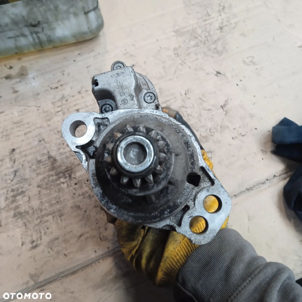 Rozrusznik VW 1.0MPI 02M911021H - 2