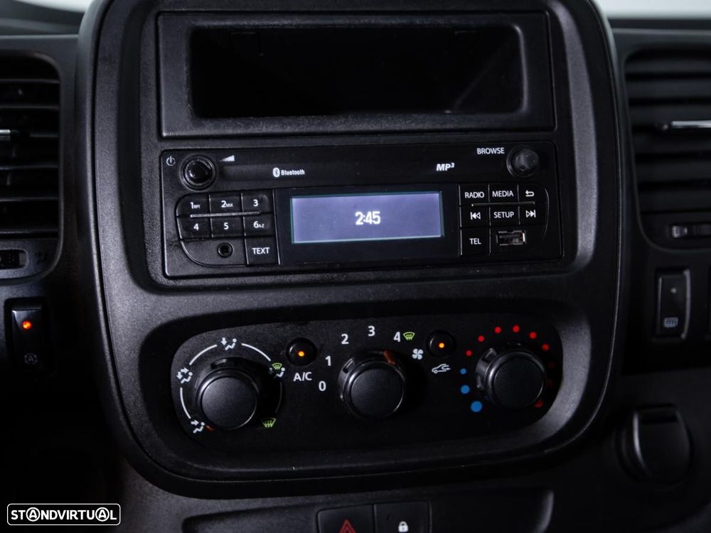 Renault Trafic 1.6 dCi L2H1 1.2T SS - 13