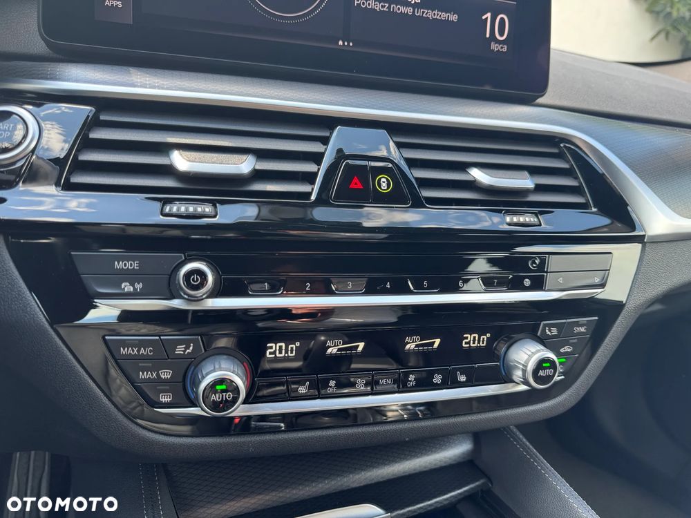 BMW Seria 5 520i mHEV Luxury Line - 13