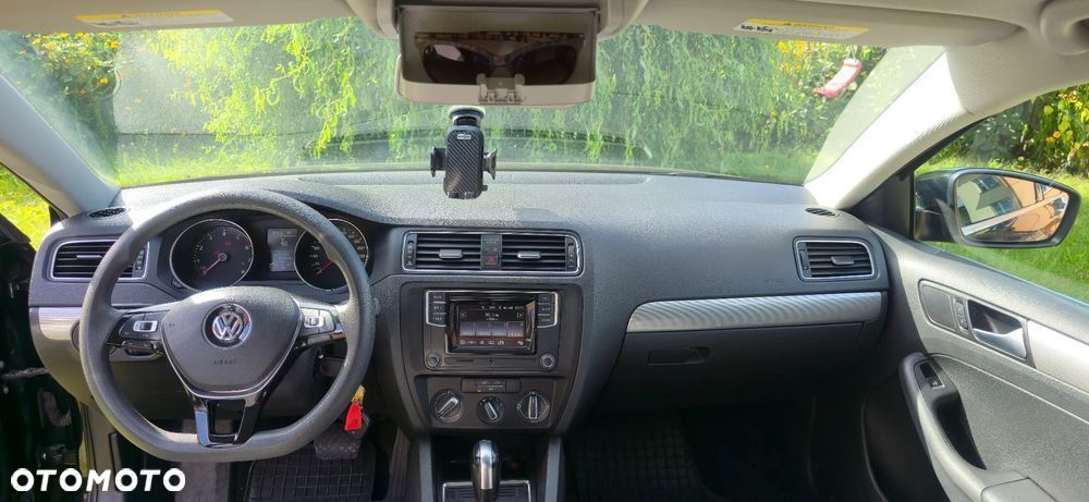 Volkswagen Jetta - 20