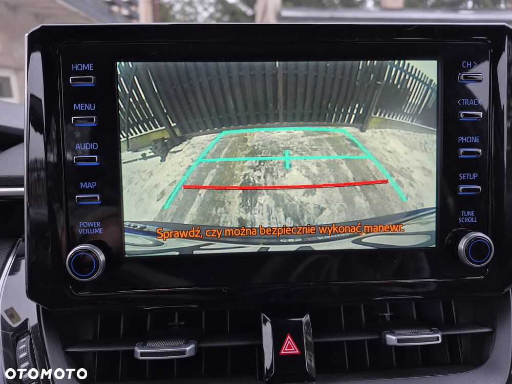 Toyota Corolla 2.0 Hybrid Comfort - 19