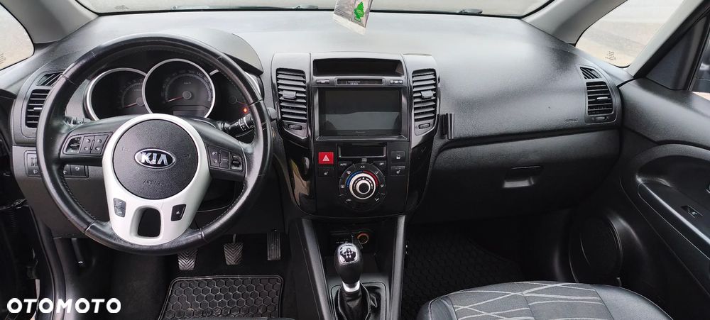 Kia Venga 1.4 Business Line - 8