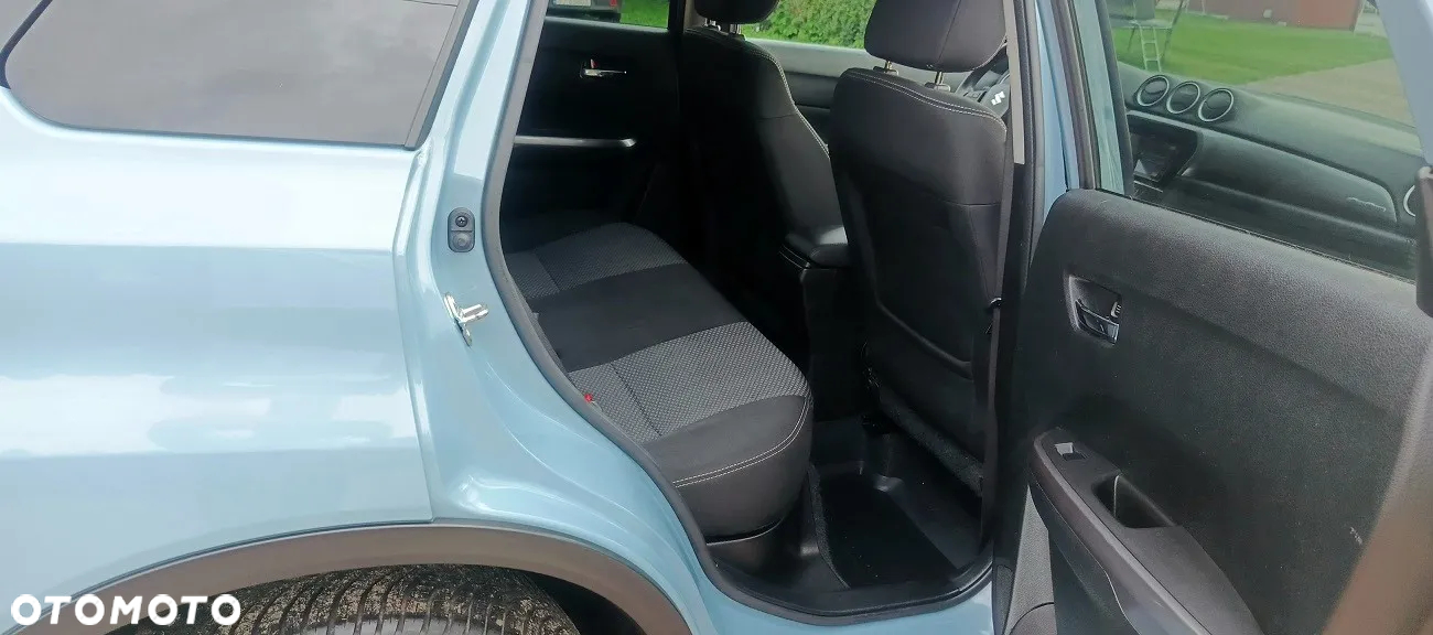 Suzuki Vitara 1.4 Boosterjet Premium 4WD - 29