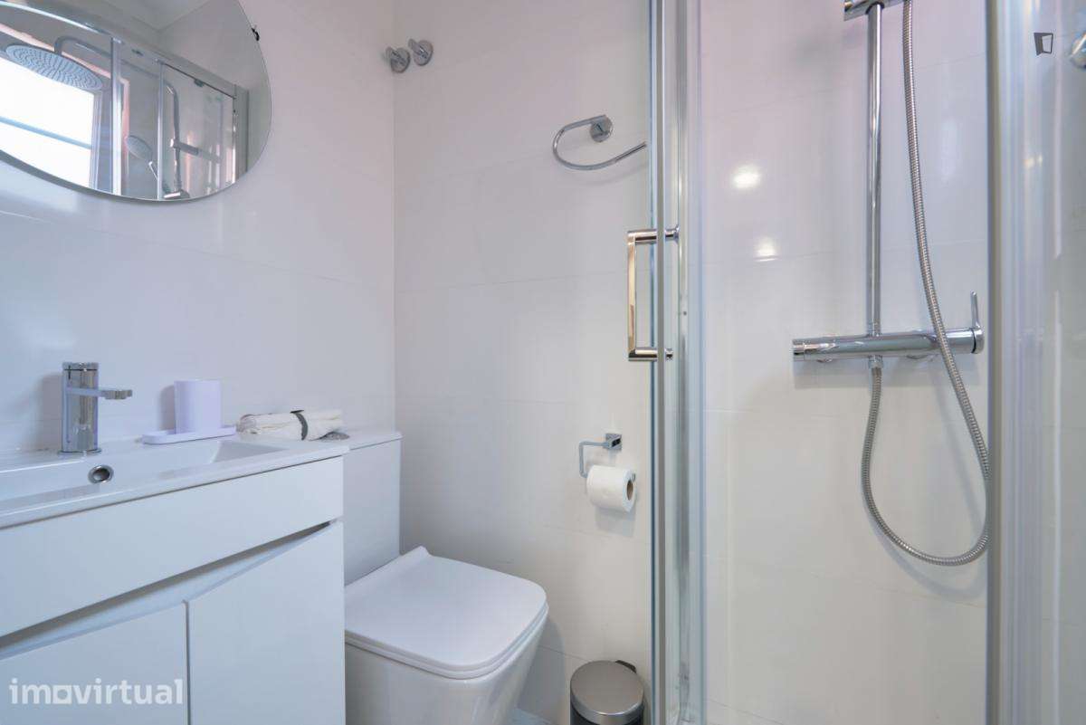 Quarto - localizado em Amoreiras Lisbon - Grande imagem: 2/19