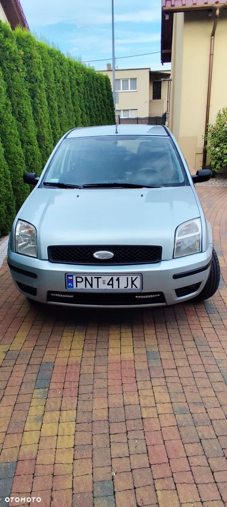 Ford Fusion - 7