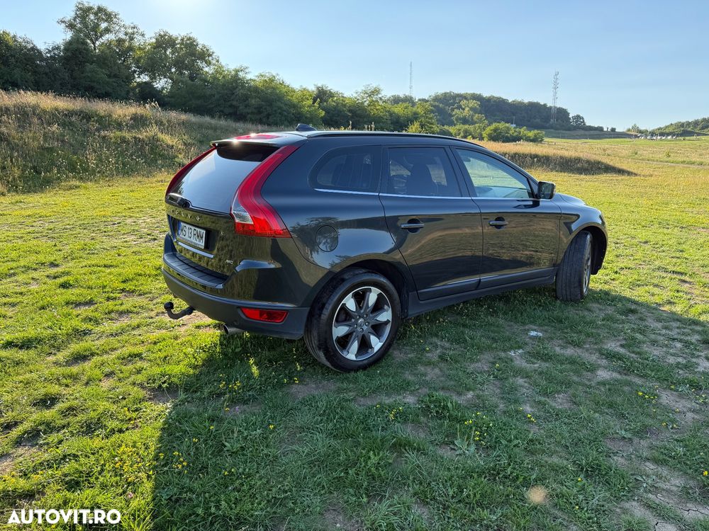 Volvo XC 60 D4 AWD Momentum - 3