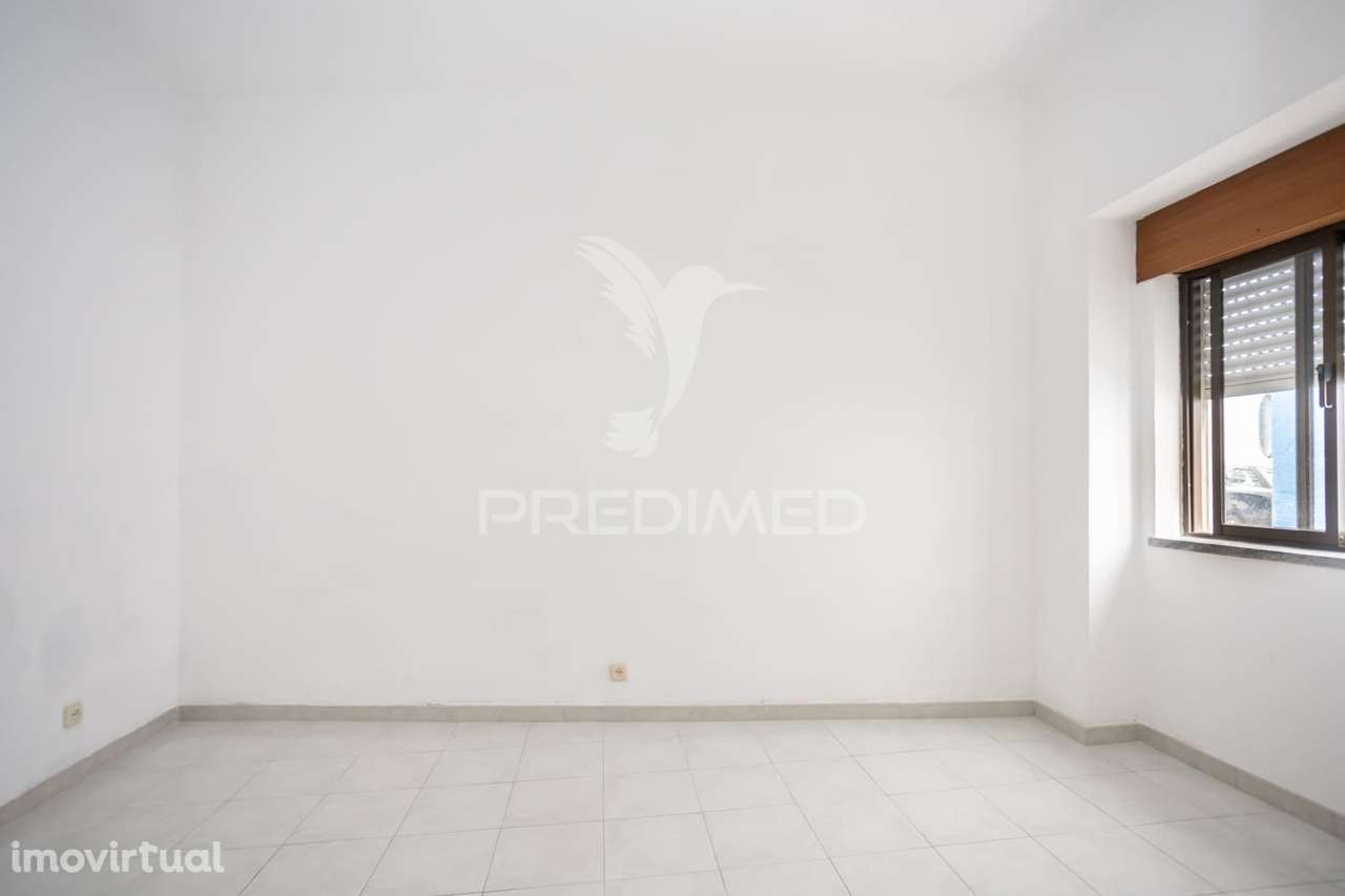 GRANDE MORADIA NO CENTRO DO TORRÃO - Grande imagem: 5/36