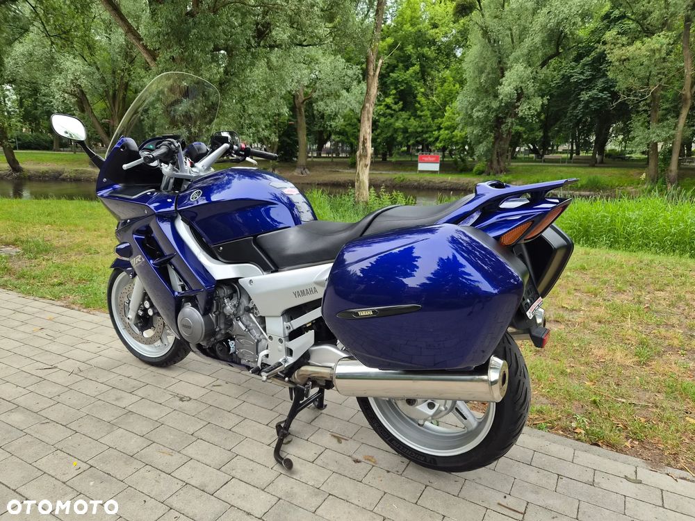 Yamaha FJR - 3