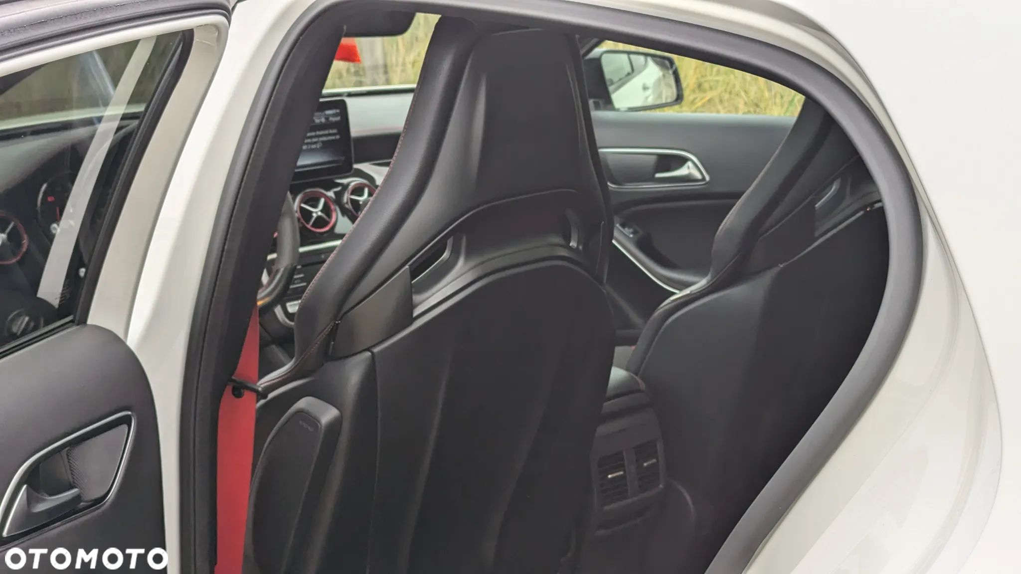 Mercedes-Benz GLA AMG 45 4-Matic - 23