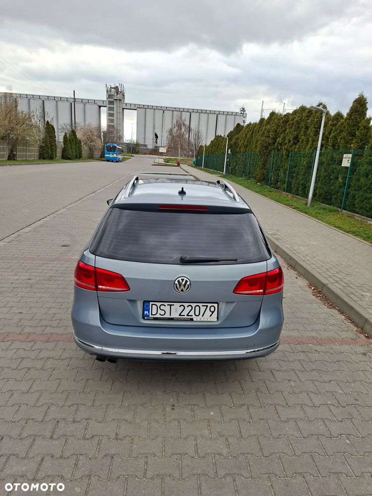 Volkswagen Passat 2.0 TDI Comfortline DSG - 29