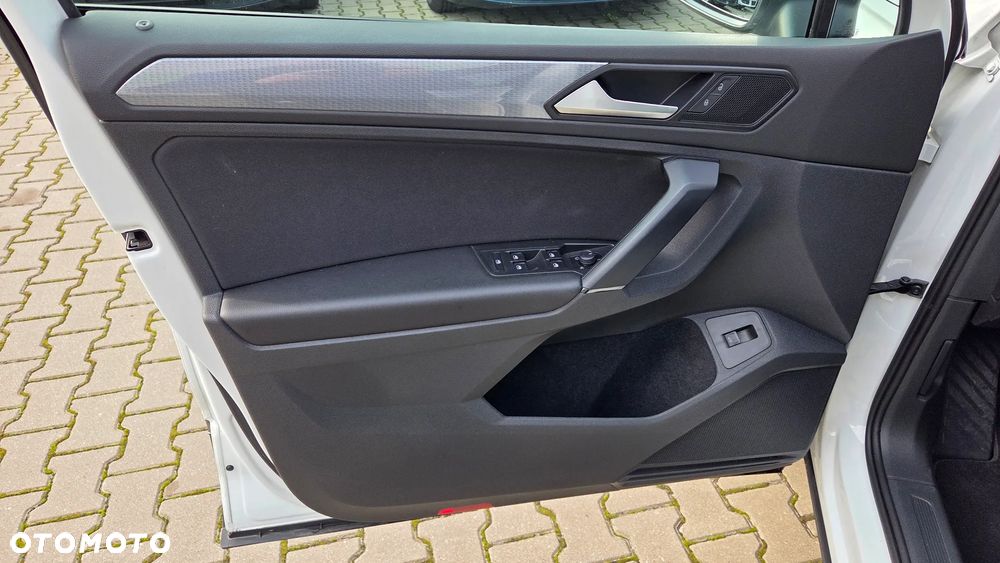 Volkswagen Tiguan 2.0 TDI SCR Life DSG - 24
