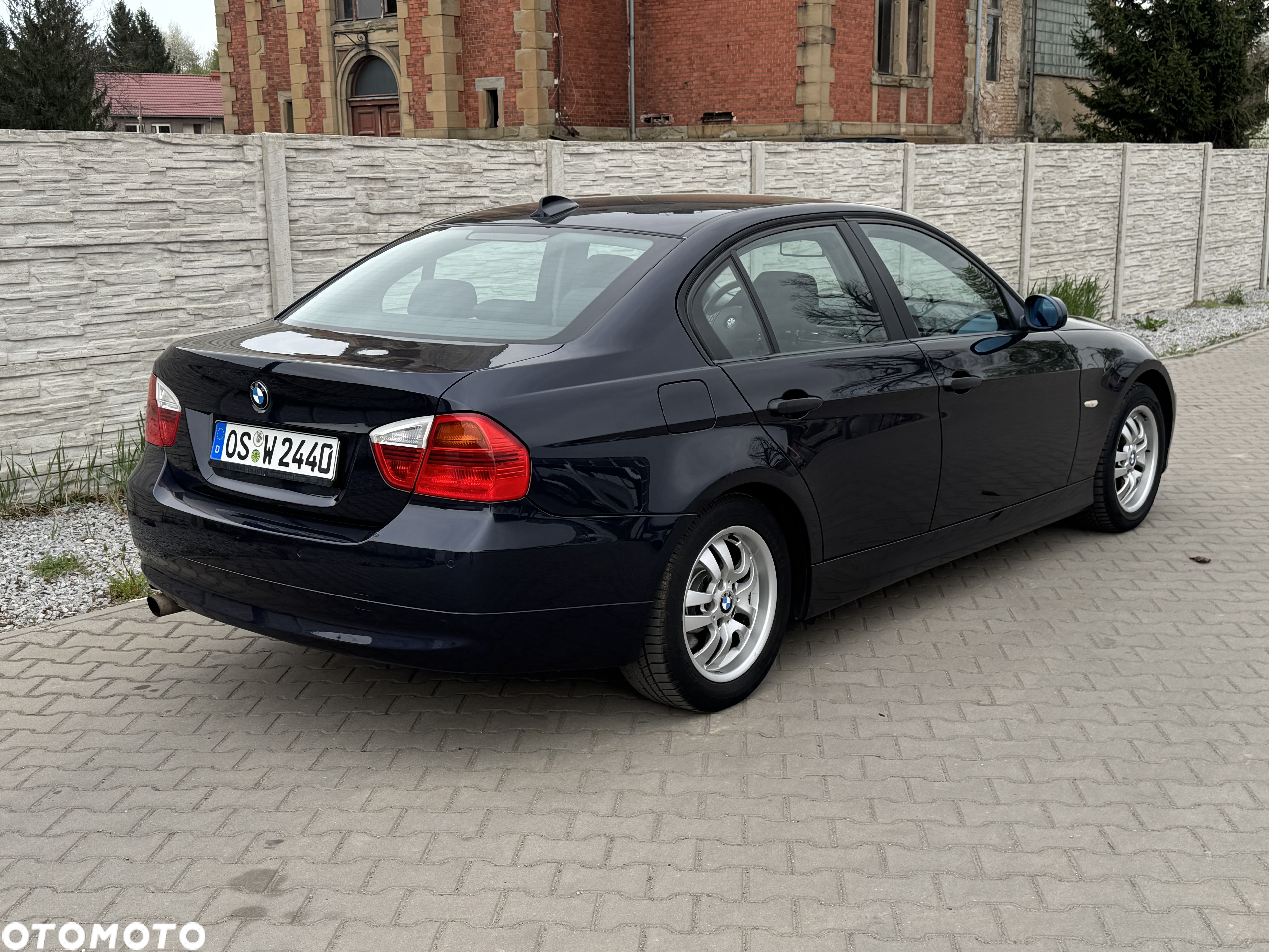 BMW Seria 3 318i - 5