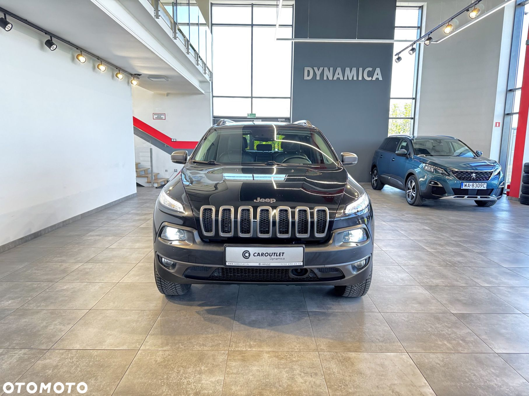 Jeep Cherokee - 4
