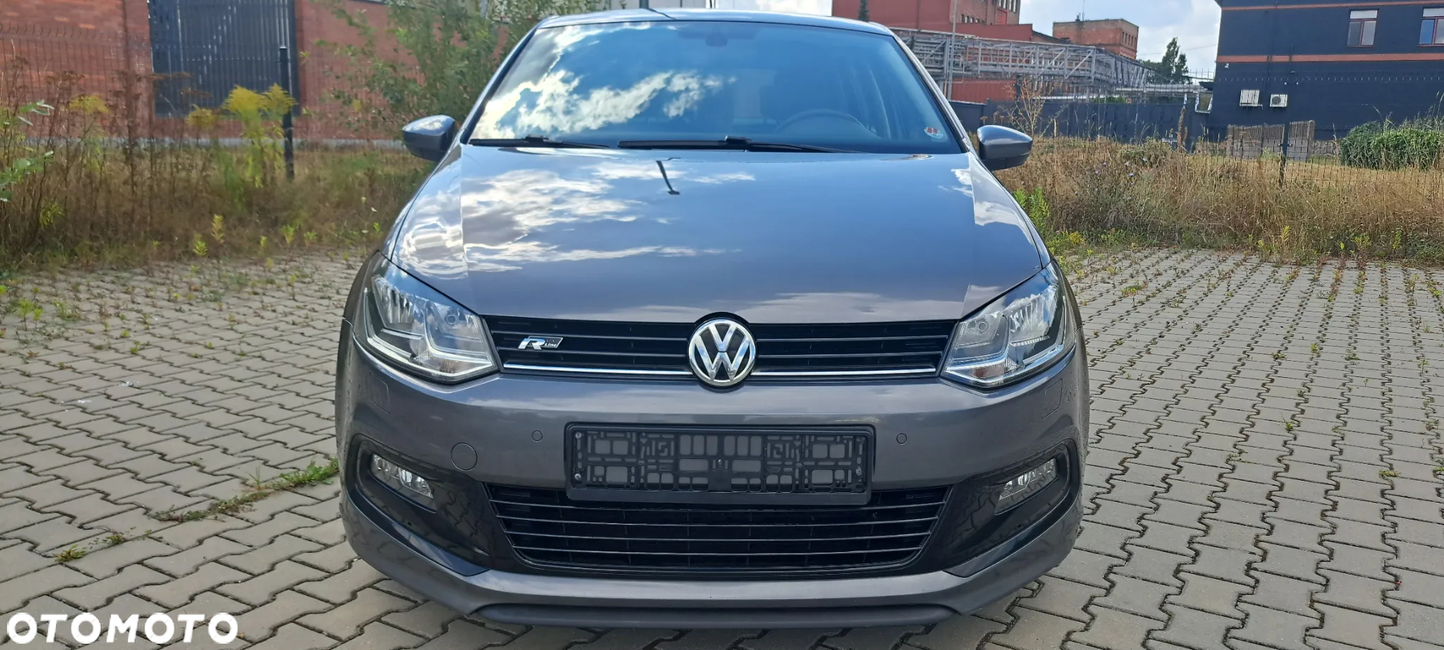 Volkswagen Polo 1.2 TSI Blue Motion Technology Lounge - 17