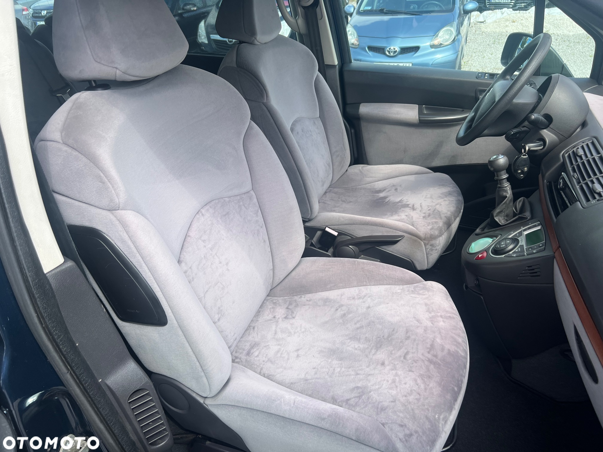 Citroën C8 2.0 16V Confort - 13