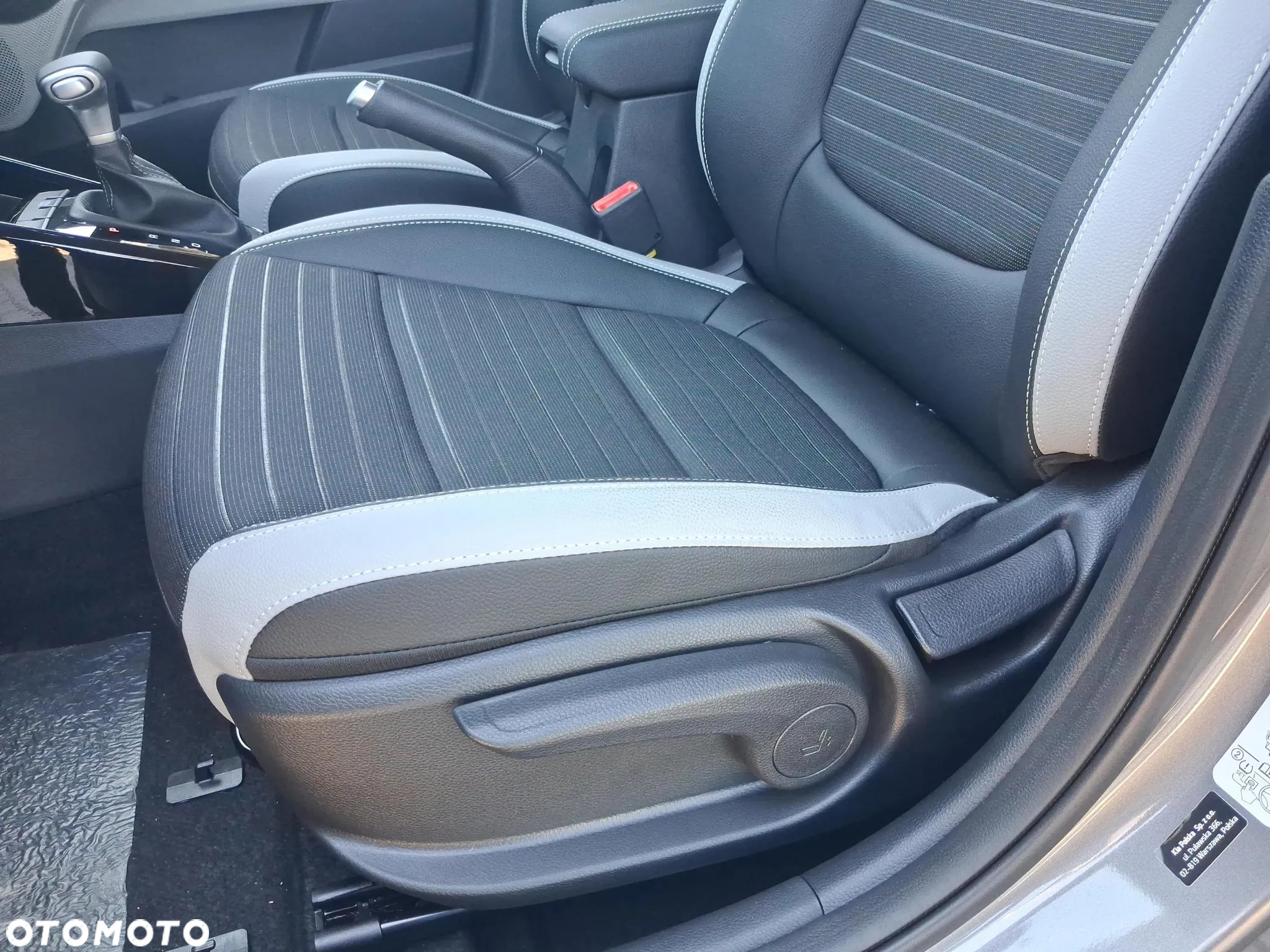 Kia Stonic 1.0 T-GDI L DCT - 13
