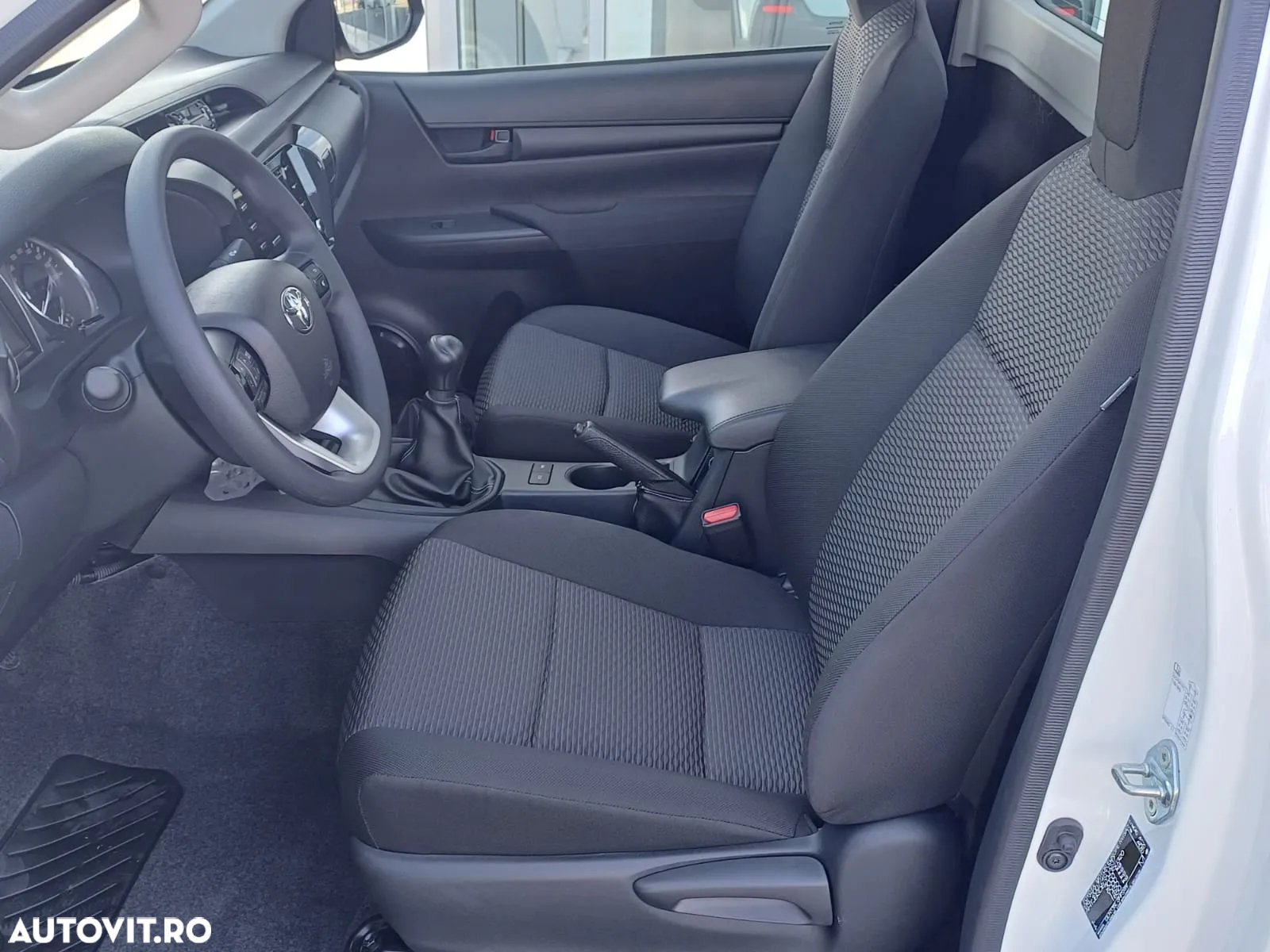 Toyota Hilux - 6