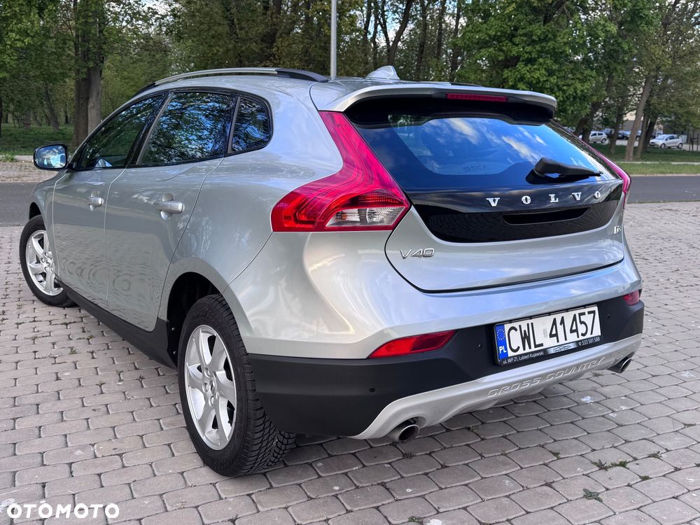 Volvo V40 D3 Inscription - 20