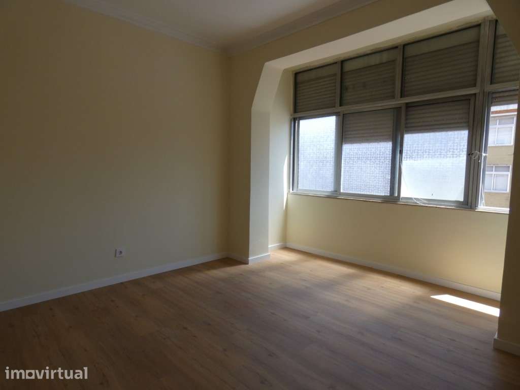 Apartamento T2 | Venda Nova - Amadora | 77 m² - Grande imagem: 2/24