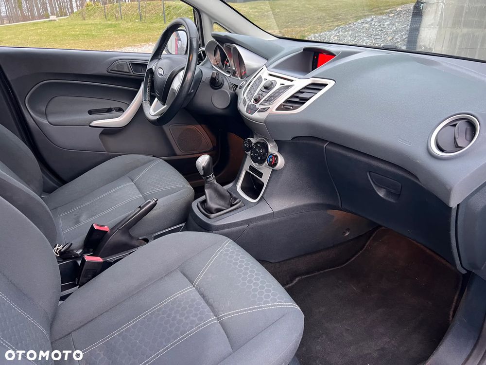 Ford Fiesta 1.4 Titanium - 8