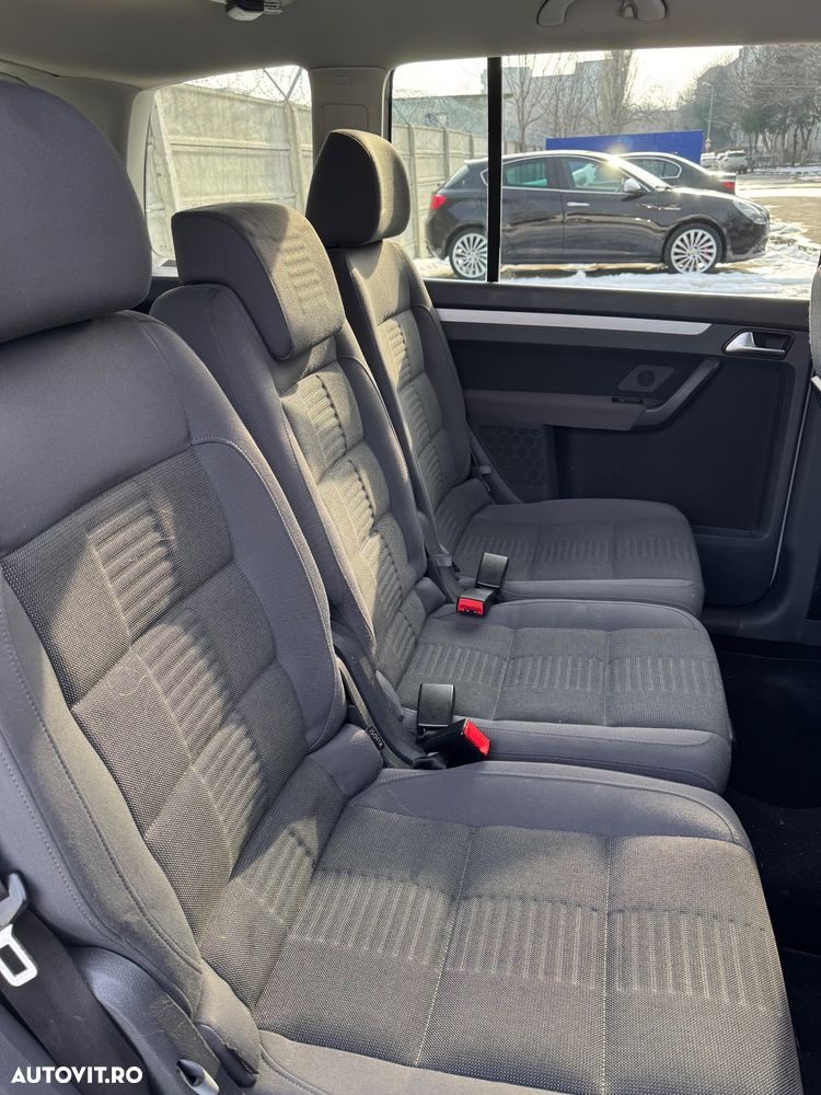 Volkswagen Touran 2.0 TDI DPF R-Line Edition - 13