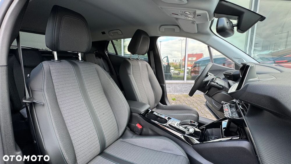 Peugeot 2008 1.2 PureTech Allure Pack S&S EAT8 - 10