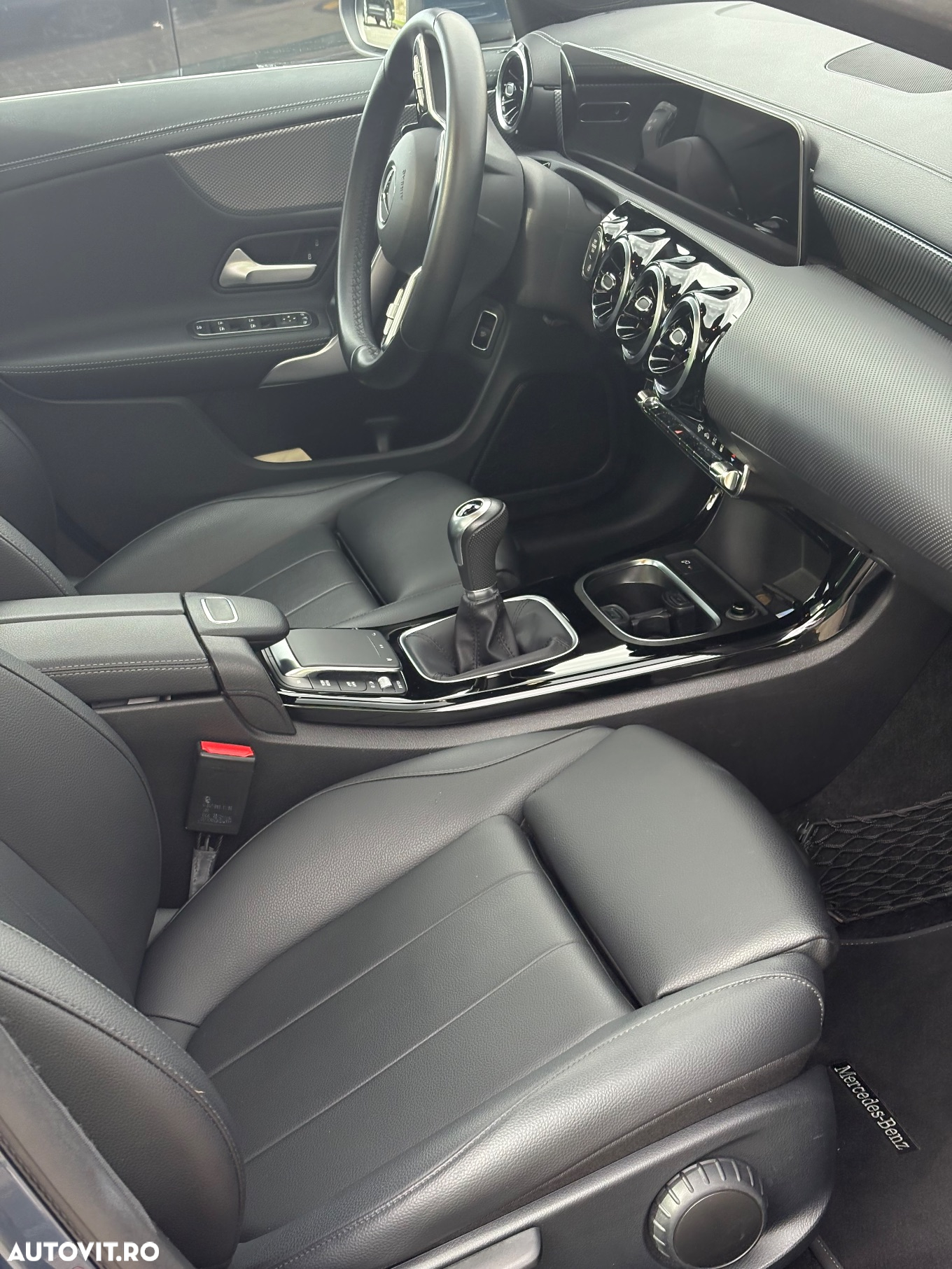 Mercedes-Benz CLA 200 - 11