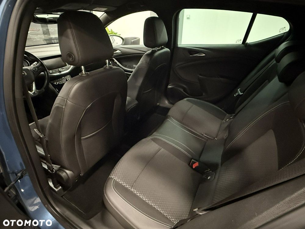 Opel Astra 1.4 Turbo Innovation - 27